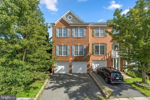 8916 Lee Manor Dr, ELLICOTT CITY, MD, 21043-7999 | Card Image