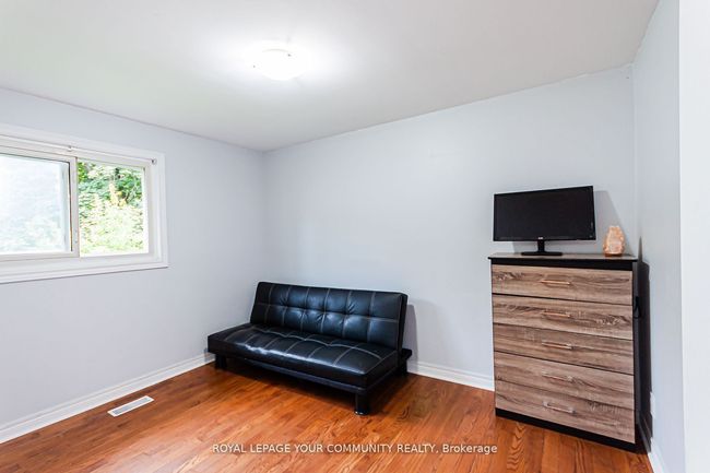 3 Lawndale Crt, House other with 4 bedrooms, 2 bathrooms and 6 parking in Bradford West Gwillimbury ON | Image 19