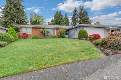 5242 N 10th St, Tacoma, WA, 98406-2622 | Card Image