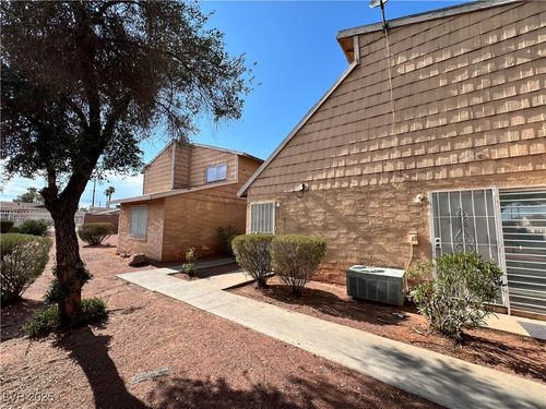 apt-c-5165 Gray Ln, Las Vegas, NV, 89119-1742 | Card Image