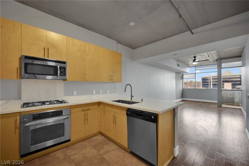 804-353 E Bonneville Ave, Las Vegas, NV, 89101-6622 | Card Image