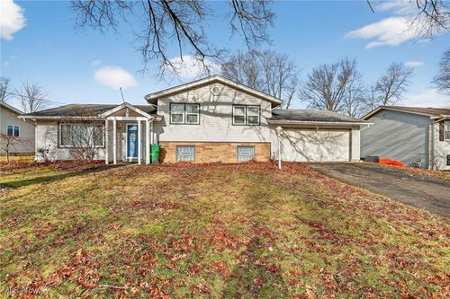 3786 Bryant Dr, Youngstown, OH, 44511-1173 | Card Image