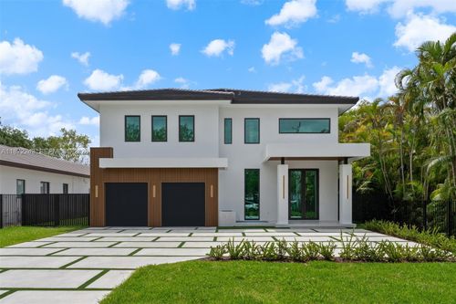 8620 Sw 112th St, Miami, FL, 33156-4325 | Card Image