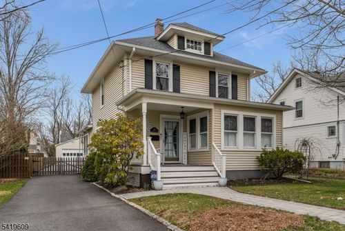22 E Brown St, Somerville, NJ, 08876-1602 | Card Image
