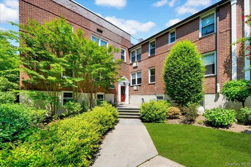 1b-315 Palmer Ter, Mamaroneck, NY, 10543-2426 | Card Image