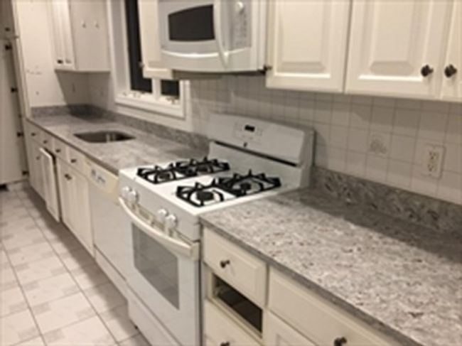 2 - 114 Lake St, Condo with 3 bedrooms, 1 bathrooms and 2 parking in Arlington MA | Image 17