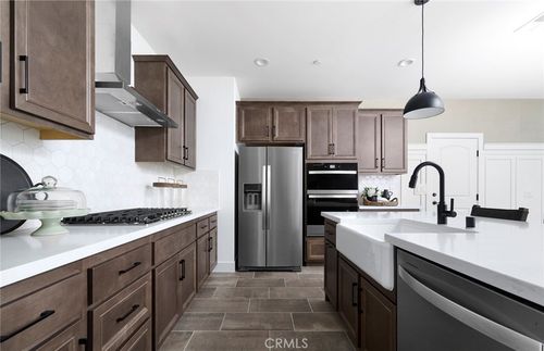 4220 East Flutter Privado, Ontario, CA, 91761 | Card Image