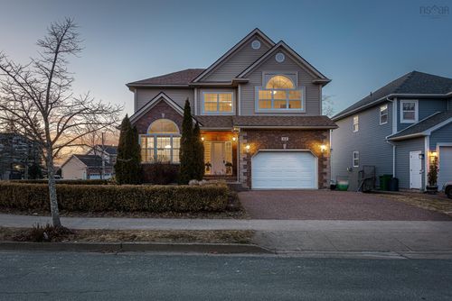 48 Castlepark Grove, Halifax, NS, B3M4X9 | Card Image