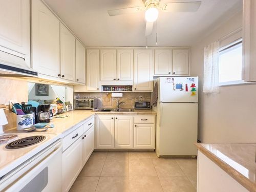 207-2534 Garden Dr S, Lake Worth, FL, 33461-6271 | Card Image