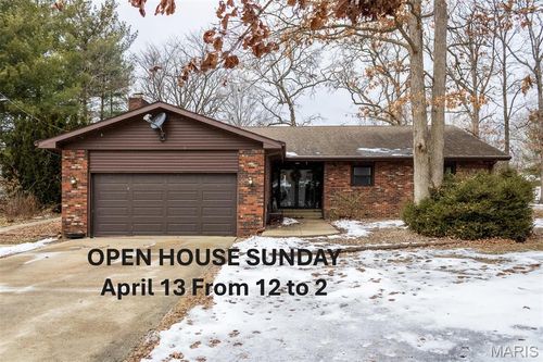3 Echo Ln, Centralia, IL, 62801-6156 | Card Image