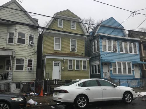 288 Ege Ave, Jersey City, NJ, 07304-1002 | Card Image