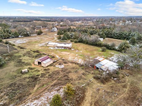 108 N Hurst Ln, Tecumseh, OK, 74873-2313 | Card Image