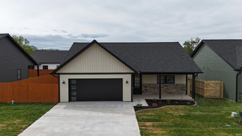 2106 Aruba Dr, Bedford, IN, 47421-5350 | Card Image