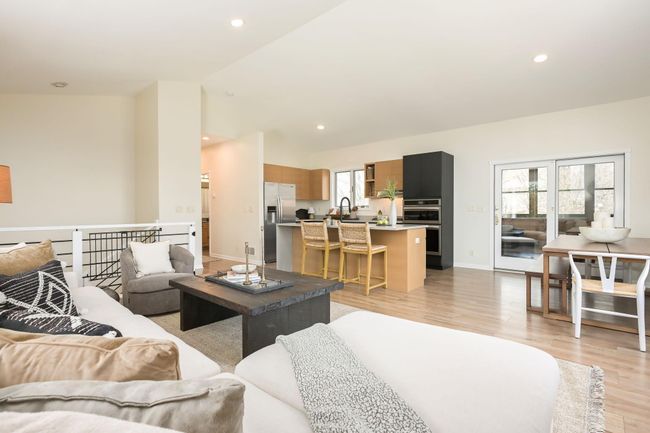 Large vaulted ceilings in this space. | Image 15