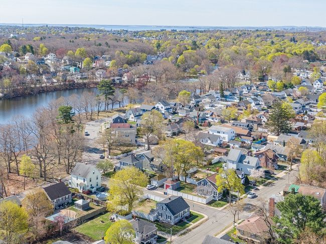18 Glendale Ave, House other with 3 bedrooms, 2 bathrooms and 3 parking in Peabody MA | Image 40