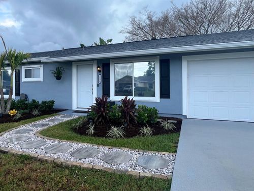 2030 Se Watercrest St, Port St. Lucie, FL, 34984-4767 | Card Image