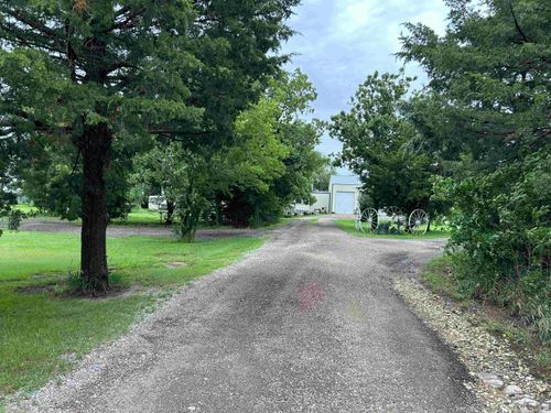 1351 Nw 180th St, Burns, KS, 66840-8889 | Card Image