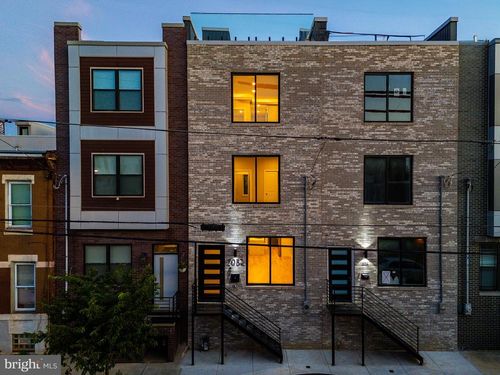2032 Reed St, PHILADELPHIA, PA, 19146-4523 | Card Image