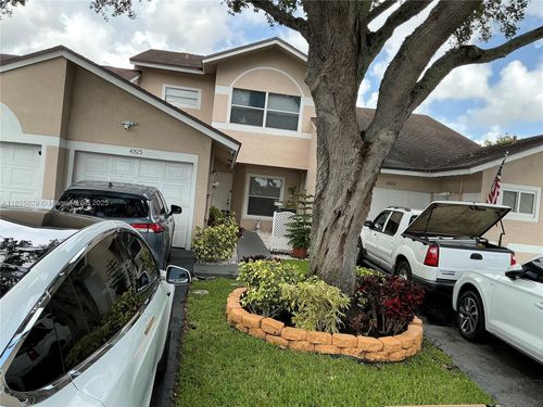 4925 W Lakes Dr, Deerfield Beach, FL, 33442-0936 | Card Image
