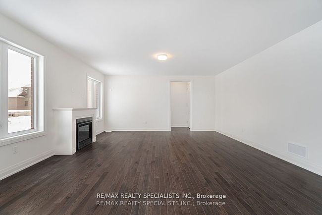 54 Marigold Blvd, House other with 4 bedrooms, 5 bathrooms and 6 parking in Tottenham ON | Image 8