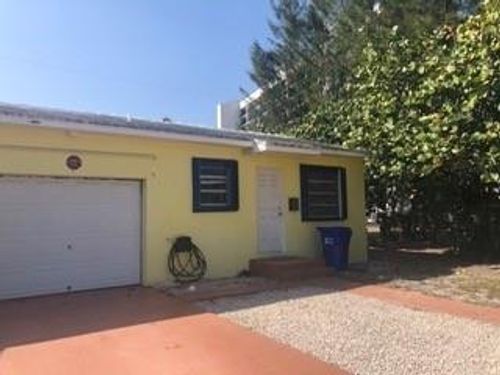 west-3200 Ne 5th Ct, Pompano Beach, FL, 33062-4709 | Card Image