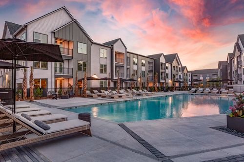 a2-2403 Mall Dr, North Charleston, SC, 29406-6573 | Card Image