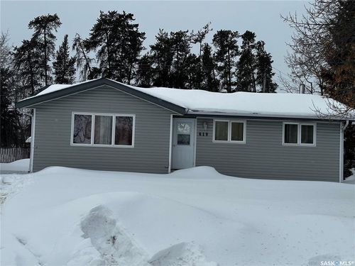 619 Guy Place, La Ronge, SK, S0J1L0 | Card Image