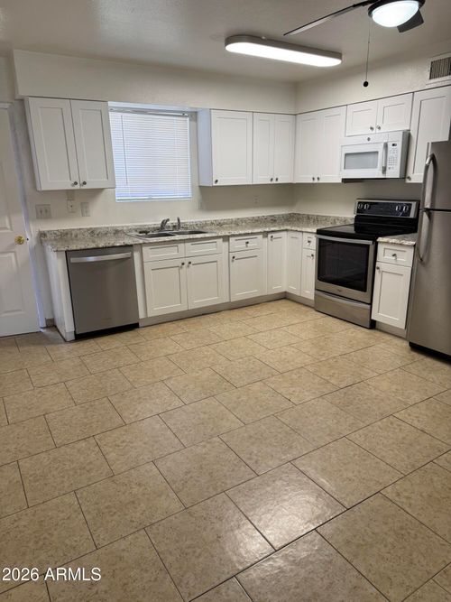 3313 W Golden Ln, Phoenix, AZ, 85051-3859 | Card Image