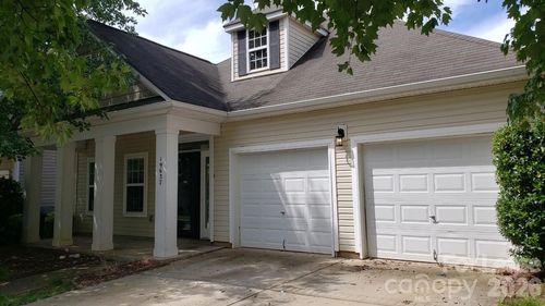 19637 Denae Lynn Dr, Cornelius, NC, 28031-5415 | Card Image