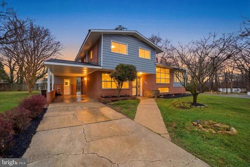 5001 Barto Ave, SUITLAND, MD, 20746-3813 | Card Image