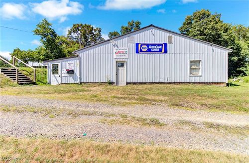 3138 Canton Rd Nw, Carrollton, OH, 44615-9006 | Card Image