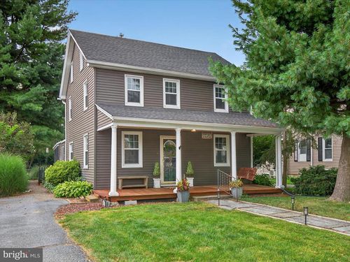 2318 Wood St, LANCASTER, PA, 17603-2255 | Card Image