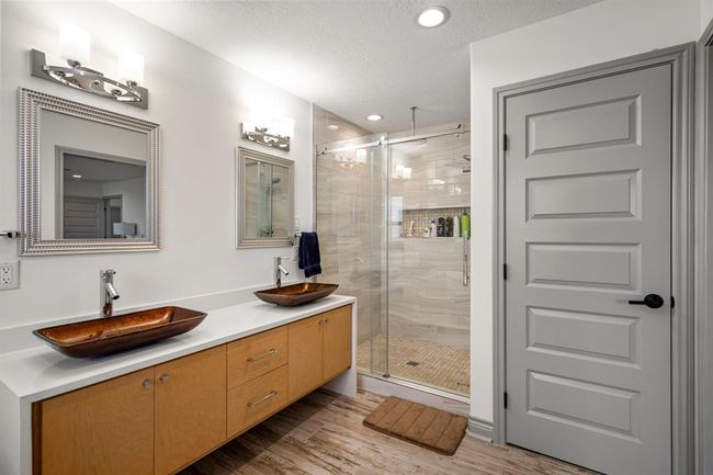 Great size walk-in shower & closet. | Image 20