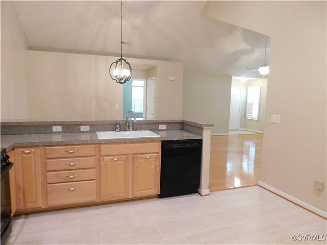7351 Norwood Pond Pl, Condo with 2 bedrooms, 2 bathrooms and null parking in Midlothian VA | Image 9