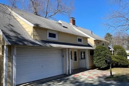 4 Hardwick Rd, Natick, MA, 01760-2407 | Card Image