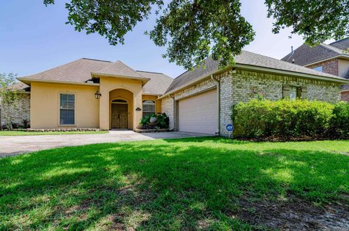 37182 Cobblestone Ave, Geismar, LA, 70734-3260 | Card Image