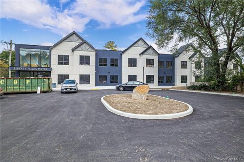 500 Commerce St, Hawthorne, NY, 10532-1314 | Card Image