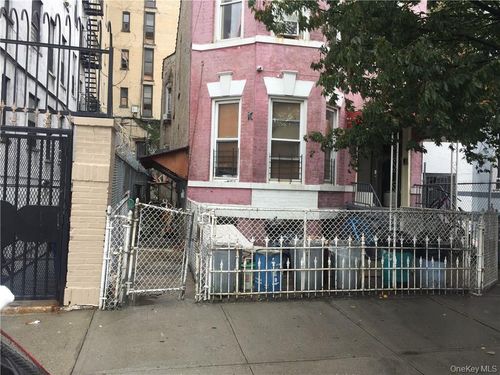 881 Longfellow Ave, Bronx, NY, 10474-4849 | Card Image