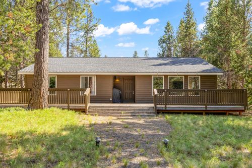 17097 Merganser Drive, Bend, OR, 97707 | Card Image