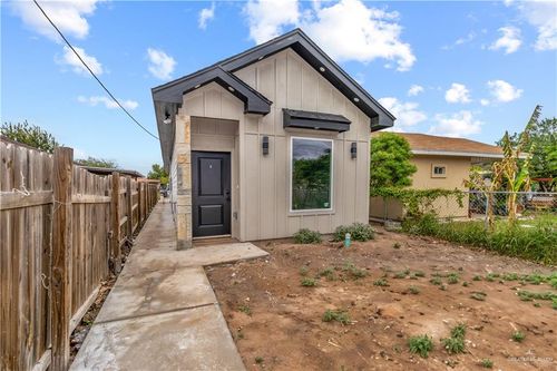 b-326 E 4th St, San Juan, TX, 78589-3024 | Card Image