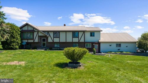 2727 Buss Rd, BATH, PA, 18014-9071 | Card Image