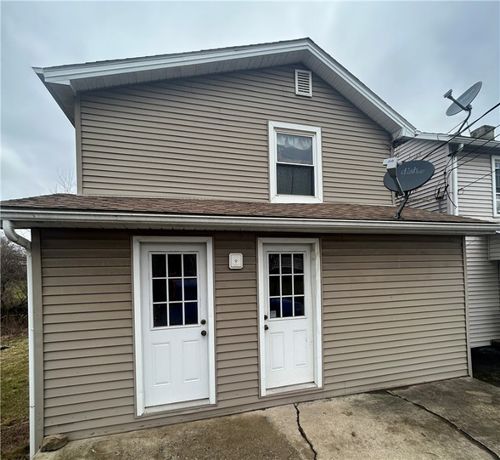 3051 Churchill Rd, Hillsville, PA, 16132-1011 | Card Image