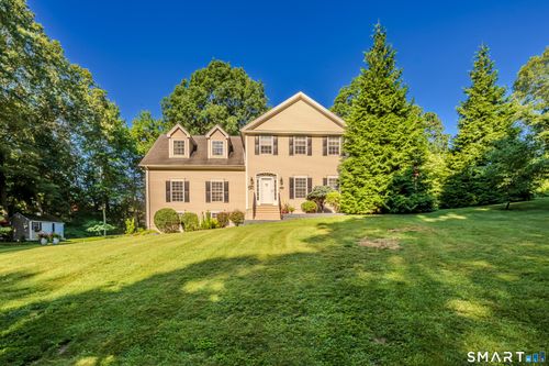 65 W Dayton Hill Rd, Wallingford, CT, 06492-5309 | Card Image