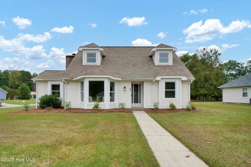 227 Woodcrest Ct, Jacksonville, NC, 28540-9129 | Card Image
