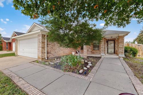 5032 Valley Village Dr, Fort Worth, TX, 76123-2860 | Card Image