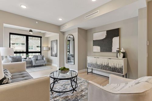 208-222 Ferndale Rd S, Wayzata, MN, 55391-4428 | Card Image