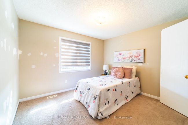 1891 Dalhousie Cres, House other with 4 bedrooms, 3 bathrooms and 1 parking in Oshawa ON | Image 20
