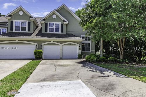 223 Farnsleigh Ave, Bluffton, SC, 29910-7955 | Card Image