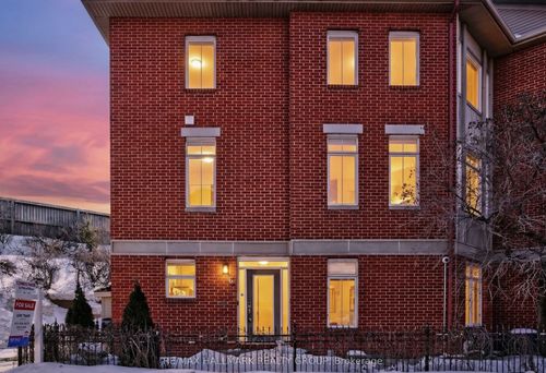 6 Harvey St, Ottawa, ON, K1S5S4 | Card Image