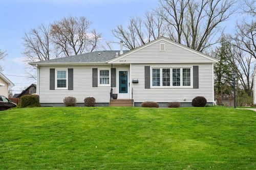 3017 37th Ave, Rock Island, IL, 61201-6451 | Card Image